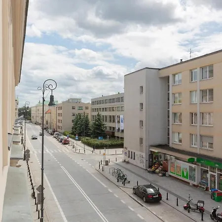 Miodowa Krasinski Garden By Renters Varsovia