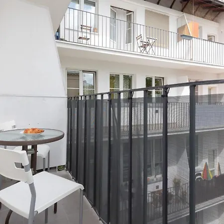 Miodowa Krasinski Garden By Renters Apartamento *