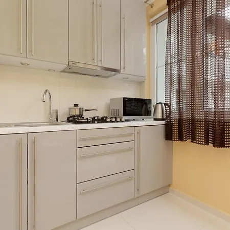 Miodowa Krasinski Garden By Renters *