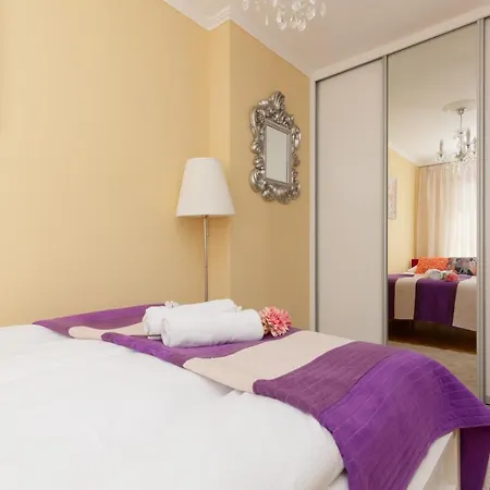 Miodowa Krasinski Garden By Renters * Warszawa